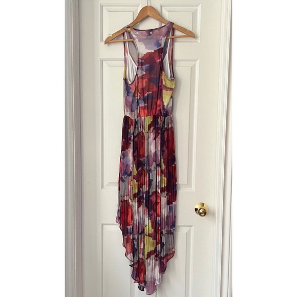 Guess Kaleido Pleated High-Low Dress - Picture 4 of 8